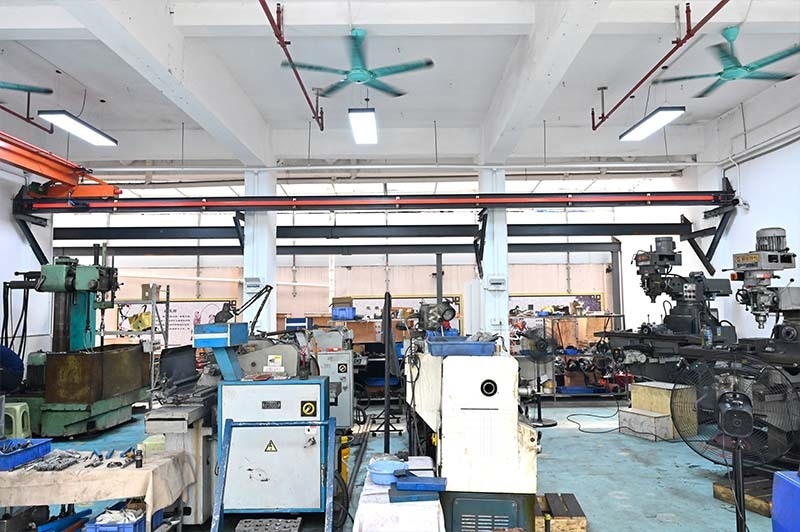 Guangzhou Tieqi Construction Machinery Co., Ltd. linea di produzione del produttore