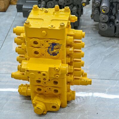 723-57-11801 723-57-11800 Hydraulic Main Control Valve for Komatsu PC130-7 Excavator Heavy-Duty Hydraulic Distribution Valve with Precise Flow Regulation 