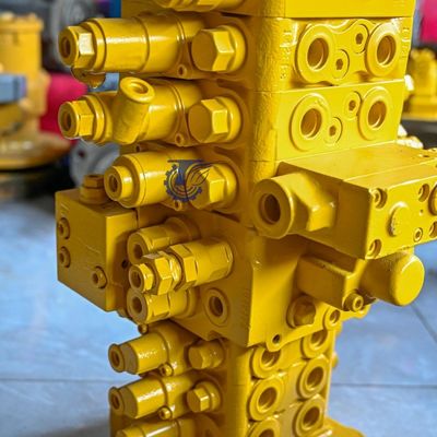 PC160LC-7 PC160-7 Valvola di controllo Escavatore Komatsu, 723-57-16100 Escavatore Parti principali