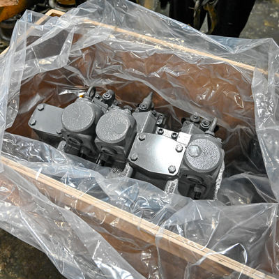 HPV118HW-23C Hitachi ZX225 ZX225-3 Pompa principale per motore 4HK1 9262324 9262321