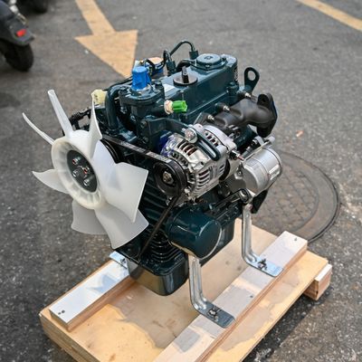 Original Kubota D782 Motor Assembly D782-ET05_CN4 Motore diesel 9.8kw 2300 Rpm Per parti di escavatori