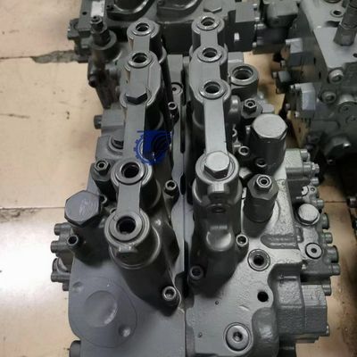 Valvola di controllo principale dell'escavatore 4433970 4625137 Per Hitachi ZX330-3 ZX350-3 ZX360LC-3 Parti di riparazione dell'escavatore