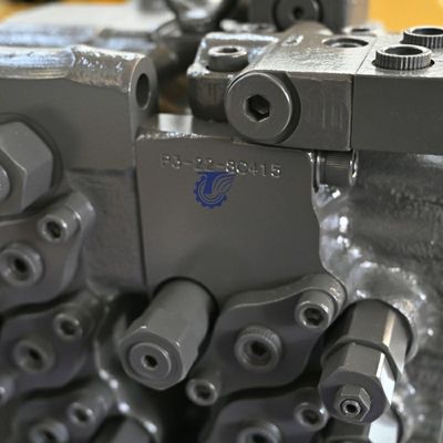 VOE14532821 Valvola di controllo idraulica EC210 EC240 Valvola di controllo principale per escavatori Parti di riparazione di macchine per la costruzione