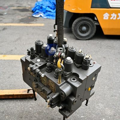 KMX32 14670038 VOE14670038 Per Volvo EC380D Parti di riparazione di valvole di controllo idrauliche per escavatori