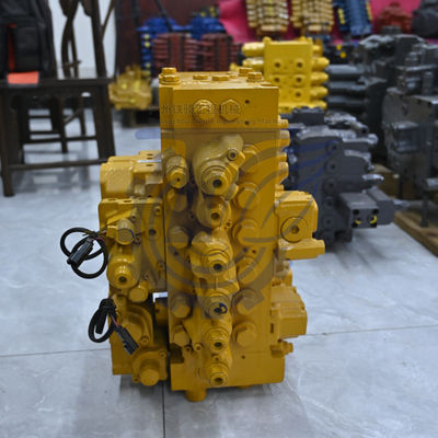 723-47-23203 7234723203 723-46-18300 Per Komatsu Escavatore PC220-8 PC220LC-8 Valvola di controllo principale idraulica Parti di macchinari di costruzione Mercato di ricambio Alta qualità Originale