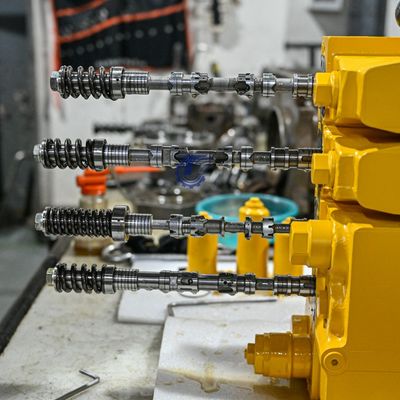 709-12-11808 709-12-11800 709-12-11802 709-12-11803 Per Komatsu WA800-3E0 WA900-3 WD900-3 CARGATORI DELLE RUOTE Valvola di controllo principale idraulica Parti di macchinari da costruzione Mercato di ricambio Alta qualità originale