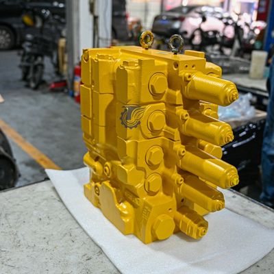 709-12-11808 709-12-11800 709-12-11802 709-12-11803 Per Komatsu WA800-3E0 WA900-3 WD900-3 CARGATORI DELLE RUOTE Valvola di controllo principale idraulica Parti di macchinari da costruzione Mercato di ricambio Alta qualità originale