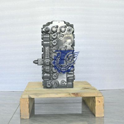 4446245 4469026 Per Hitachi ZX60 ZX65 ZX70 ZX75 EXCAVATORS PARTS Valvola di controllo principale idraulica KYB C0170-31202 C0170-31044 mercato posteriore Originale