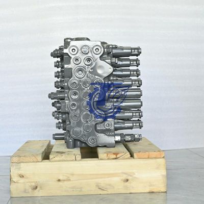 4446245 4469026 Per Hitachi ZX60 ZX65 ZX70 ZX75 EXCAVATORS PARTS Valvola di controllo principale idraulica KYB C0170-31202 C0170-31044 mercato posteriore Originale
