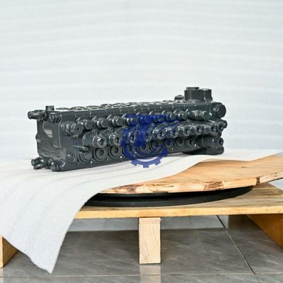 723-29-11400 7232911400 306414051 723-29-11401 Per Komatsu PC95R-2 PARTI DI ESCAVATORI Valvola di controllo principale idraulica Mercato posteriore Originale