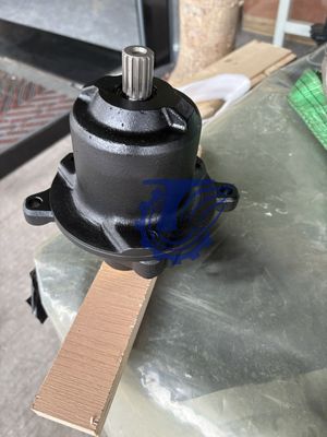 B0440-18001 708-7r-00710 708-7r-01690 Per Kayaba Wa320-5 Wa320-6 Ventilatore idraulico Motore Motore, olio (ventilatore) Parti di escavatore Mercato di ricambio Originale
