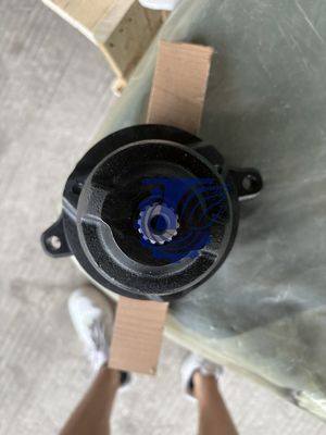 B0440-18001 708-7r-00710 708-7r-01690 Per Kayaba Wa320-5 Wa320-6 Ventilatore idraulico Motore Motore, olio (ventilatore) Parti di escavatore Mercato di ricambio Originale